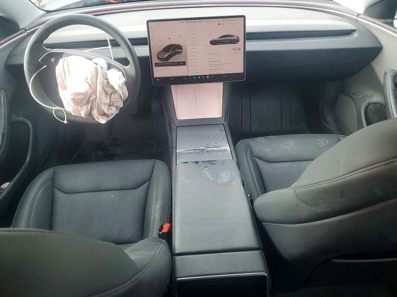 2025 TESLA MODEL 3 8