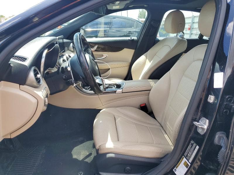 2018 MERCEDES-BENZ C 300 7
