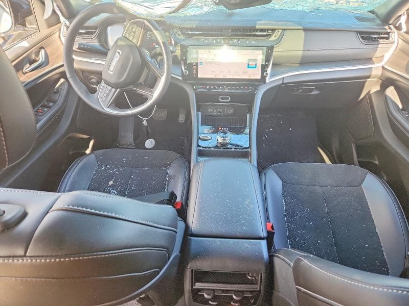 2026 JEEP GRAND CHEROKEE BASE 8