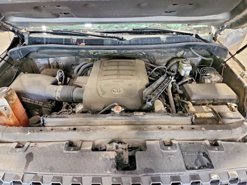 2018 TOYOTA TUNDRA SR5 11