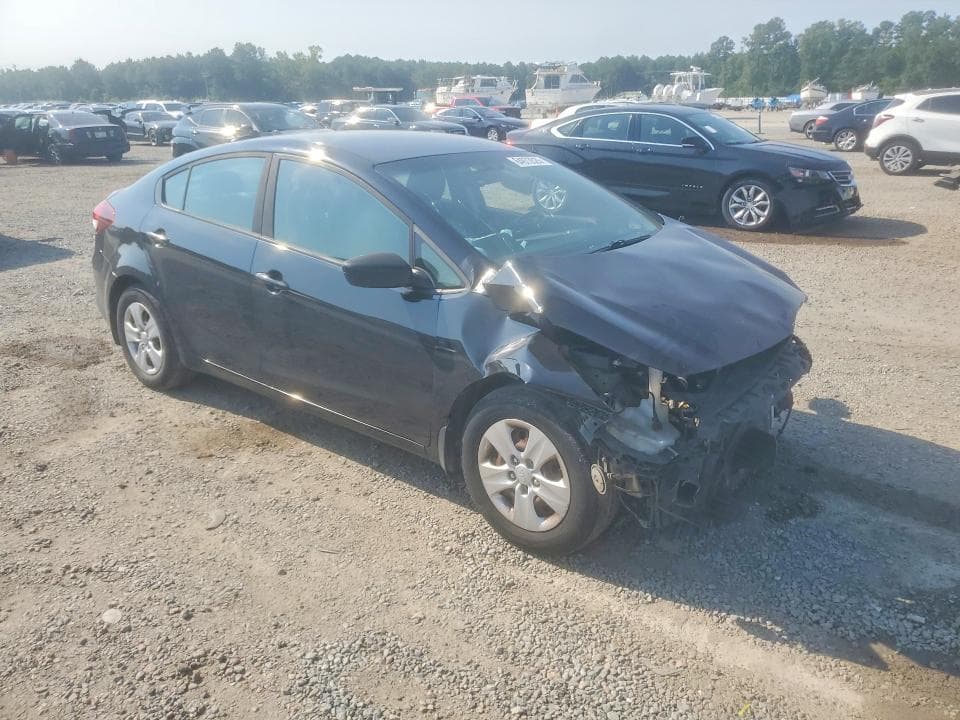 2017 KIA FORTE LX 4