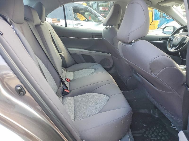 2019 TOYOTA CAMRY LE 10