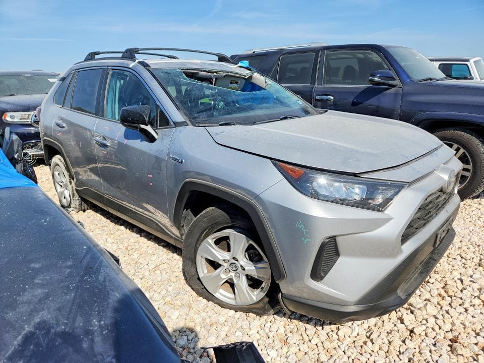 2020 TOYOTA RAV4 LE 4