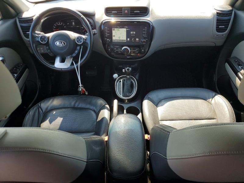 2018 KIA SOUL + 8