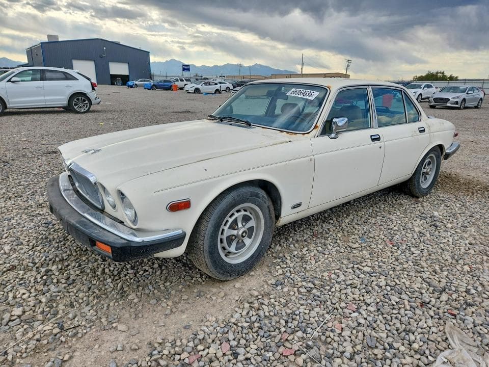 1986 JAGUAR XJ6 - 1