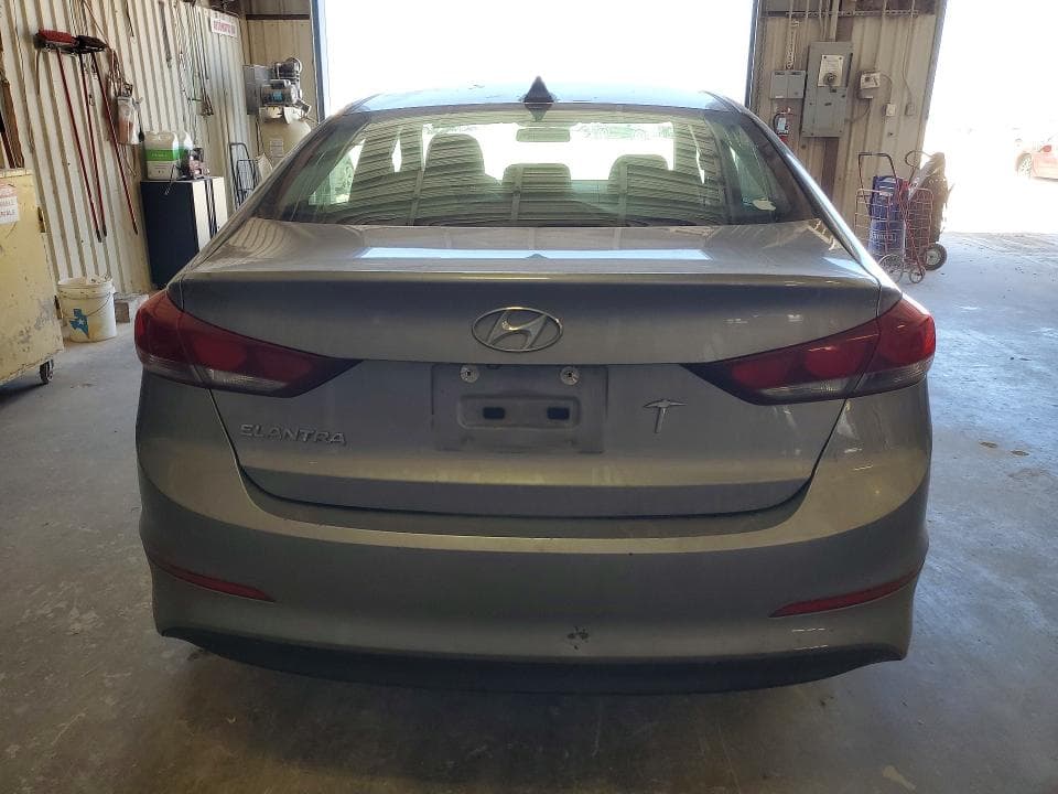 2017 HYUNDAI ELANTRA SE 6