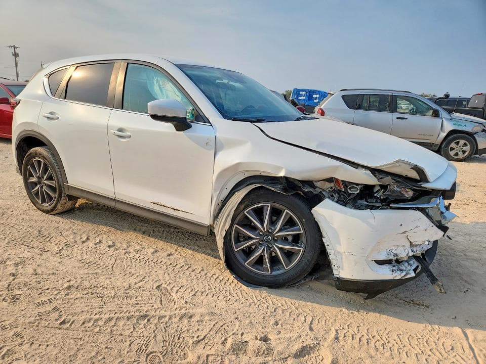 2018 MAZDA CX-5 TOURING 4