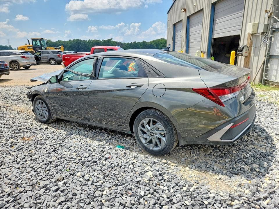 2024 HYUNDAI ELANTRA SEL 2