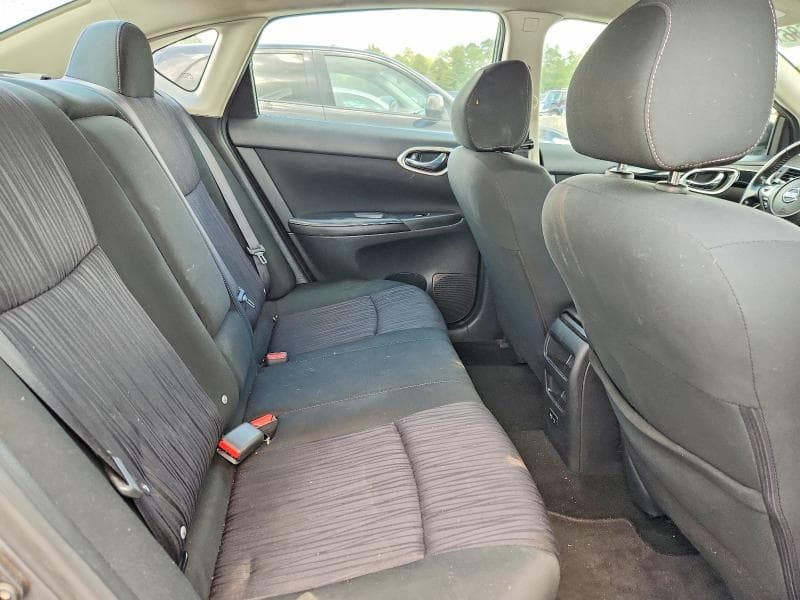 2019 NISSAN SENTRA SV 10