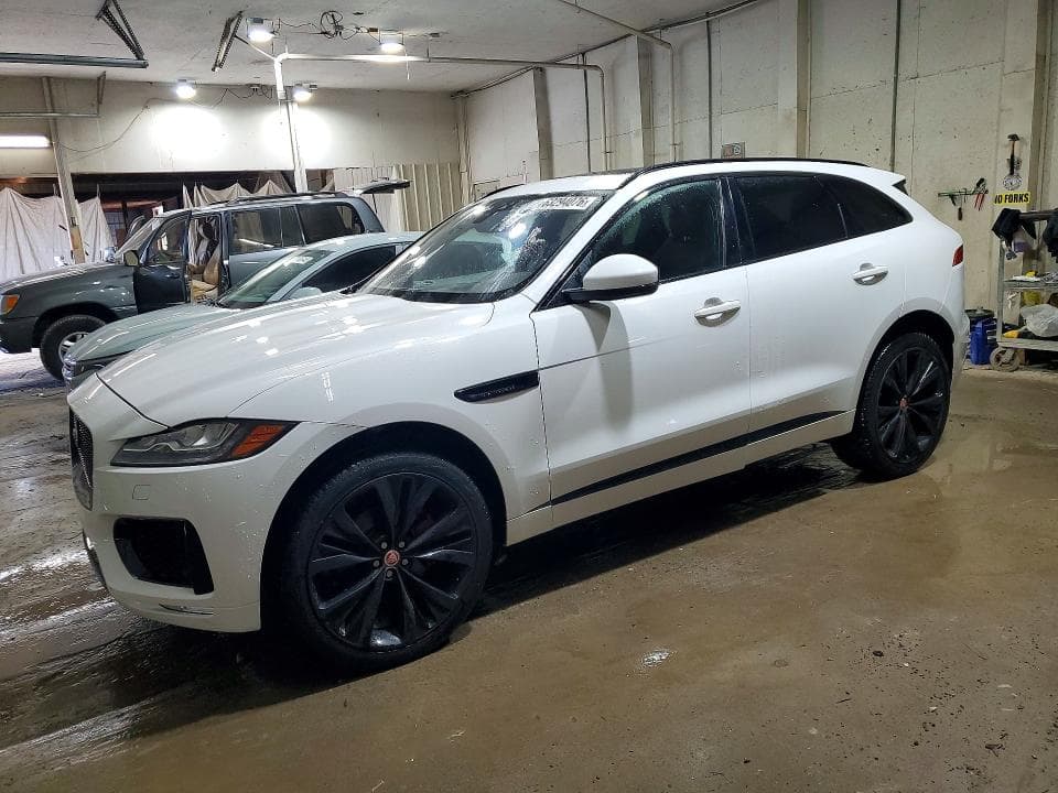 2017 JAGUAR F-PACE S - 1