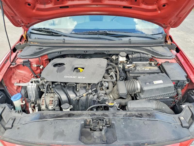 2017 HYUNDAI ELANTRA SE 11