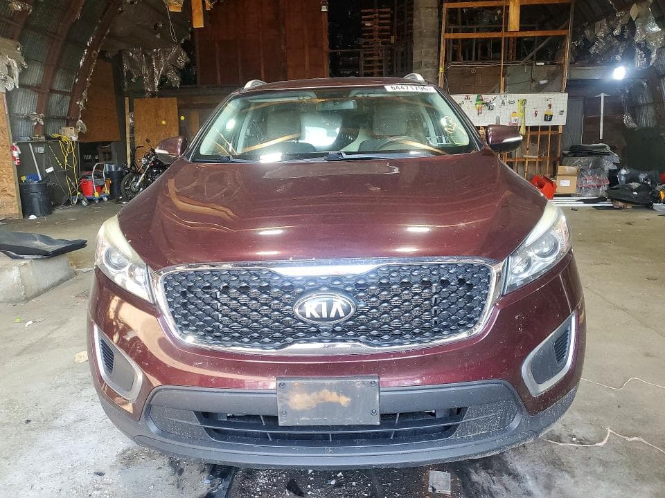 2017 KIA SORENTO LX V6 5