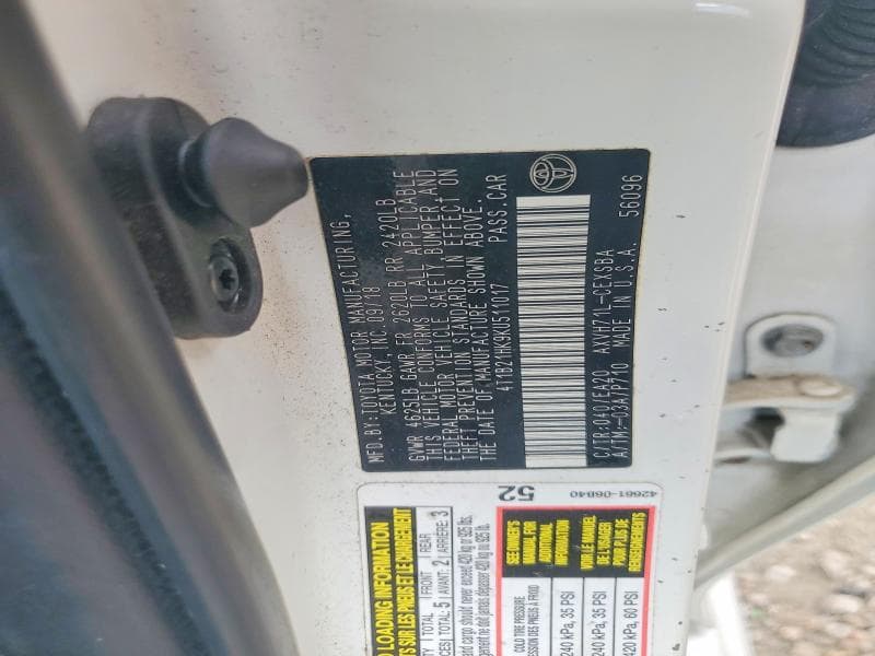 2019 TOYOTA CAMRY HYBRID SE 13