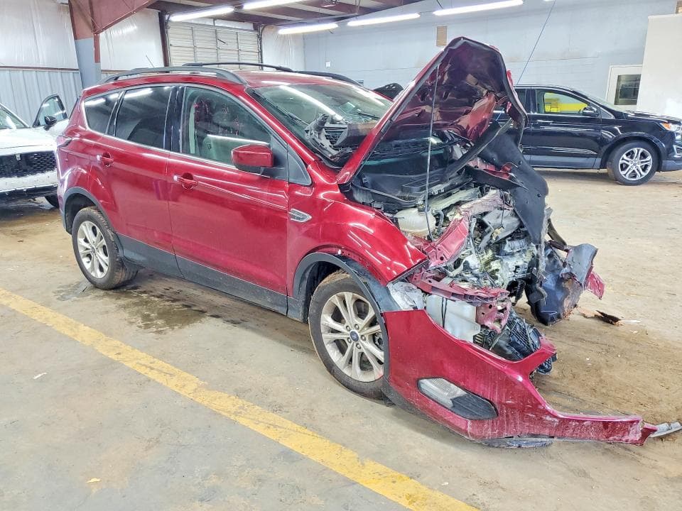 2017 FORD ESCAPE SE 4