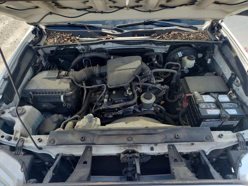 2018 TOYOTA TACOMA SR 11