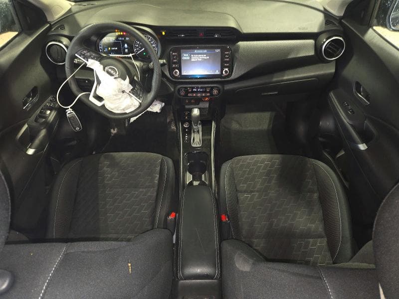2025 NISSAN KICKS PLAY SV 8