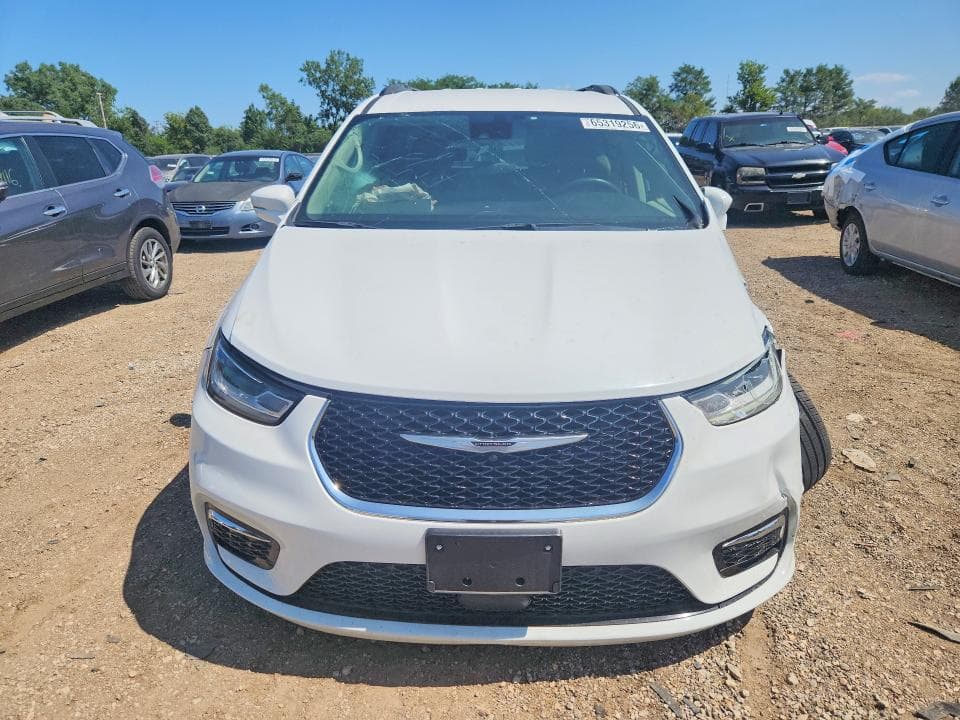 2022 CHRYSLER PACIFICA TOURING L 5
