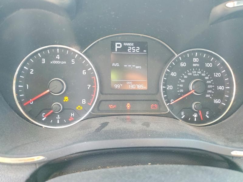 2017 KIA FORTE LX 9