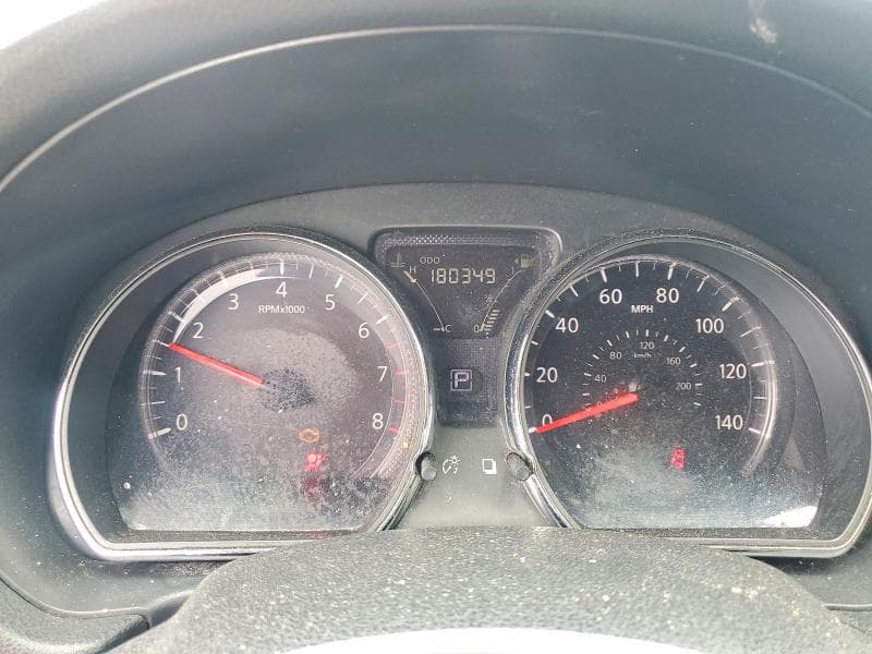 2017 NISSAN VERSA 1.6 SV 9