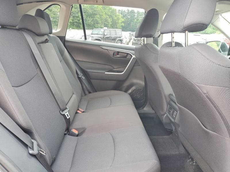 2025 TOYOTA RAV4 LE 11