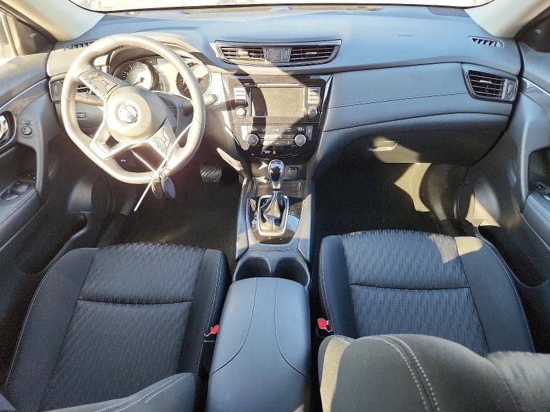 2019 NISSAN ROGUE SV 8