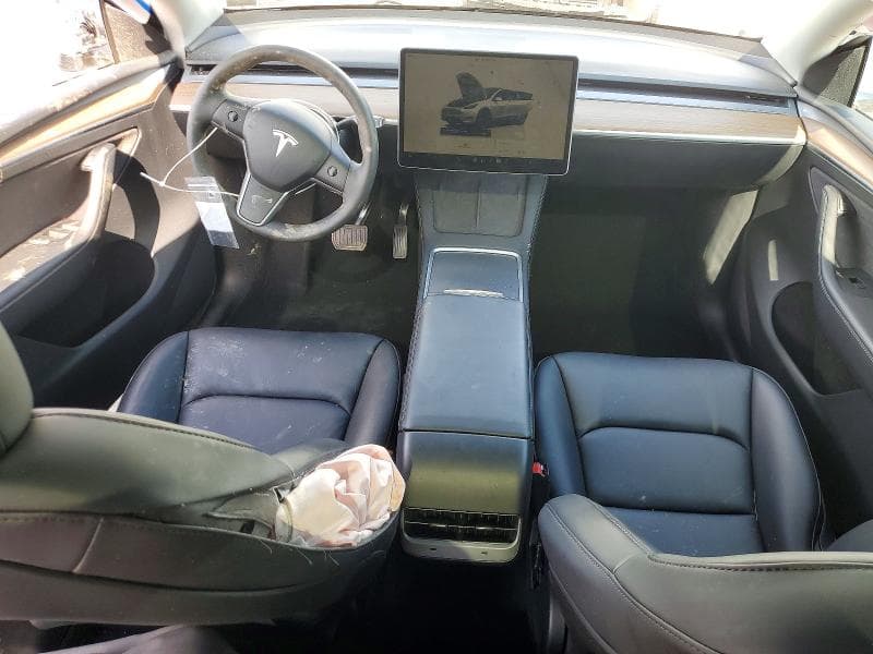 2024 TESLA MODEL Y 8