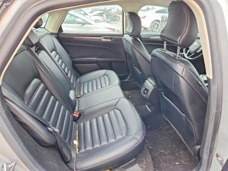 2019 FORD FUSION SEL 10