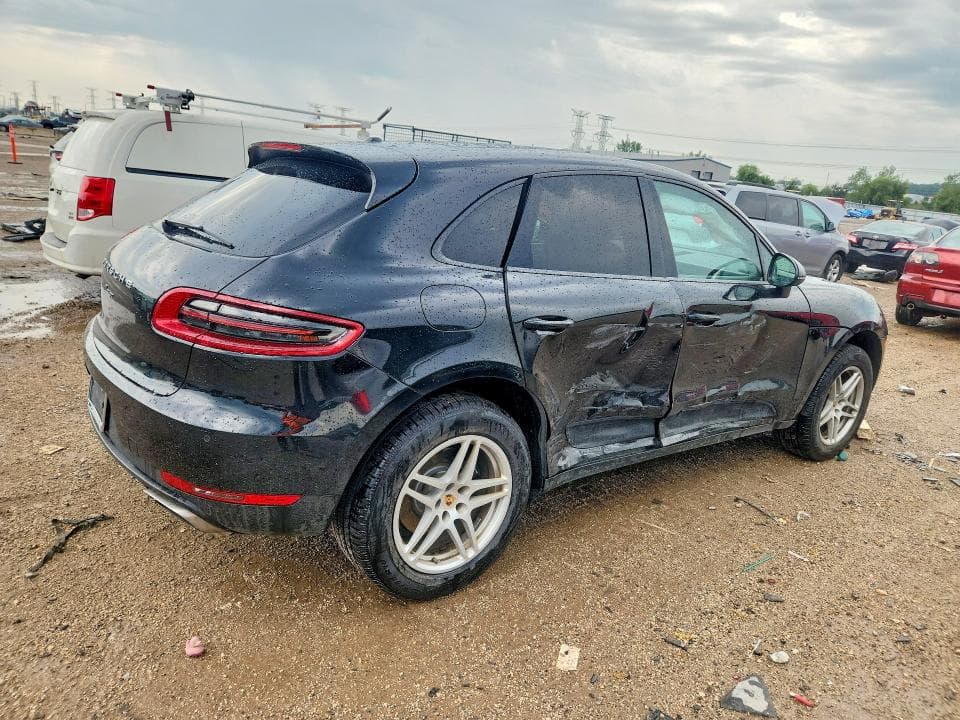2017 PORSCHE MACAN 3