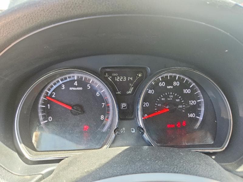 2018 NISSAN VERSA SV 9