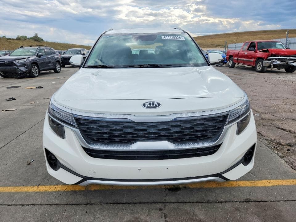 2021 KIA SELTOS S 5