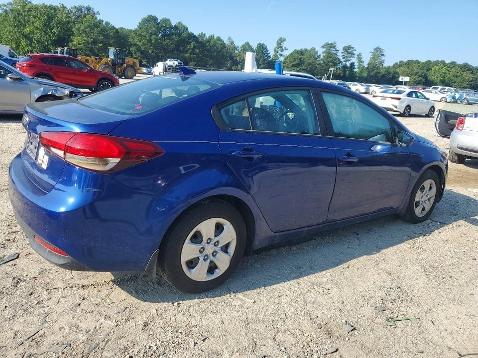 2017 KIA FORTE LX 3