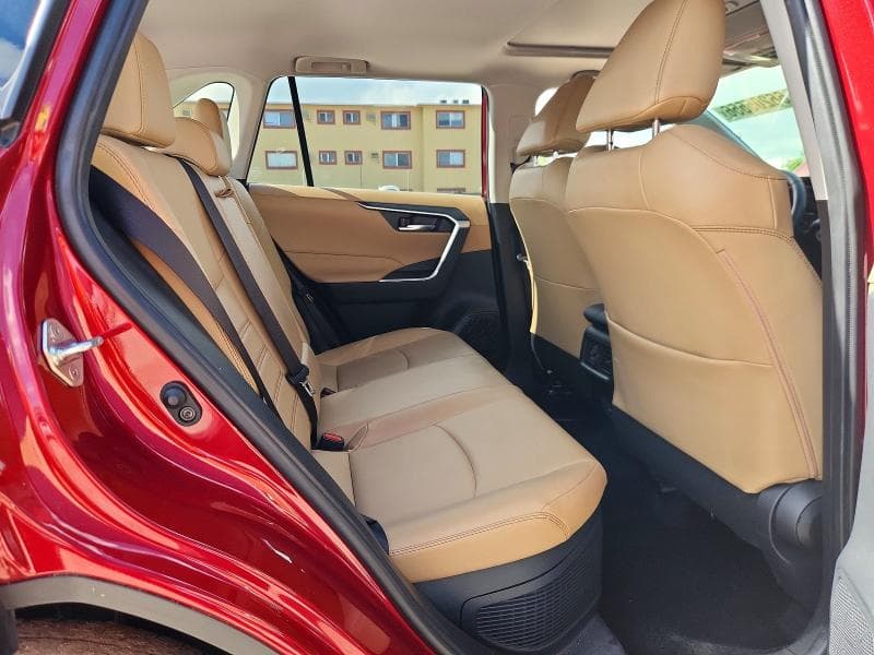 2023 TOYOTA RAV4 XLE PREMIUM 10