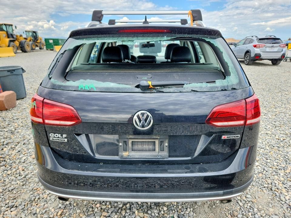 2019 VOLKSWAGEN GOLF ALLTRACK S 6