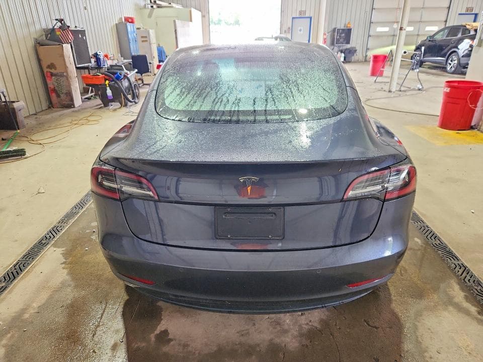 2021 TESLA MODEL 3 6
