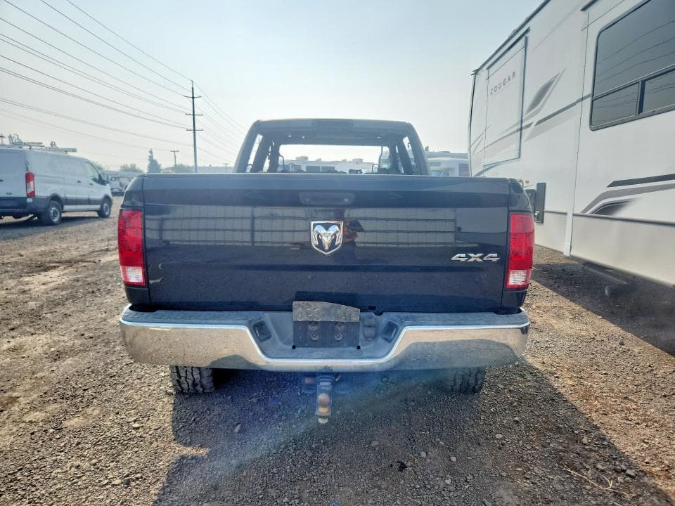 2018 RAM 2500 ST 6