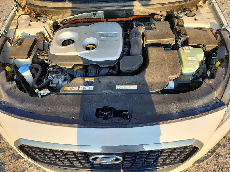 2017 HYUNDAI SONATA HYBRID LIMITED 11