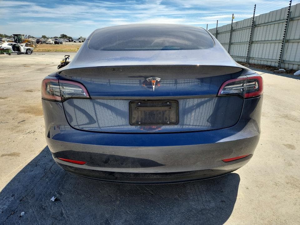 2023 TESLA MODEL 3 6
