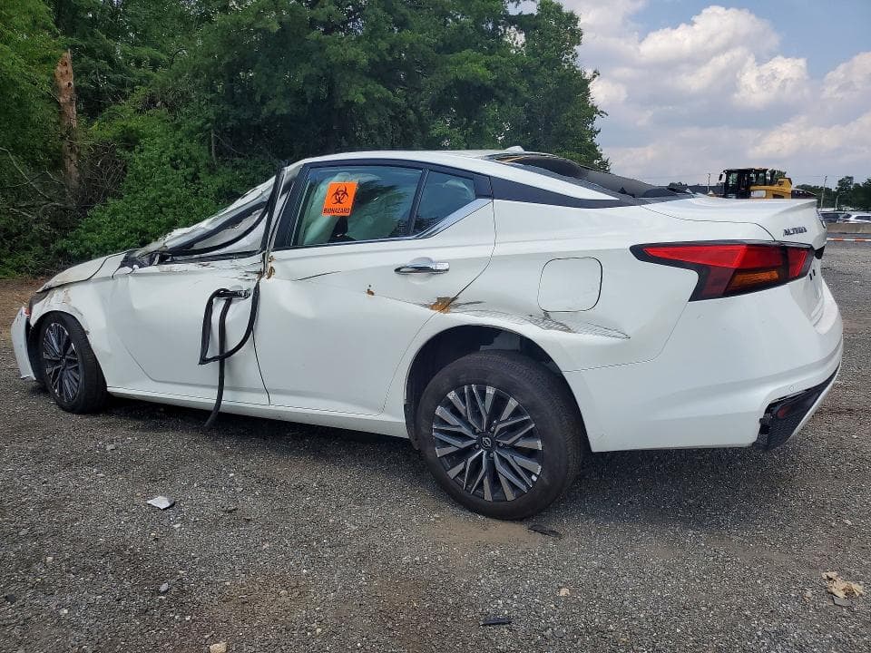 2025 NISSAN ALTIMA SV 2