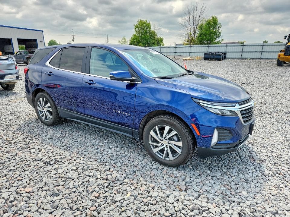 2022 CHEVROLET EQUINOX LT 4