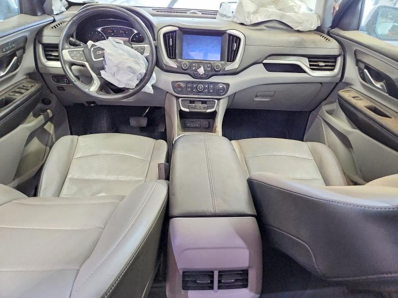 2022 GMC TERRAIN 8