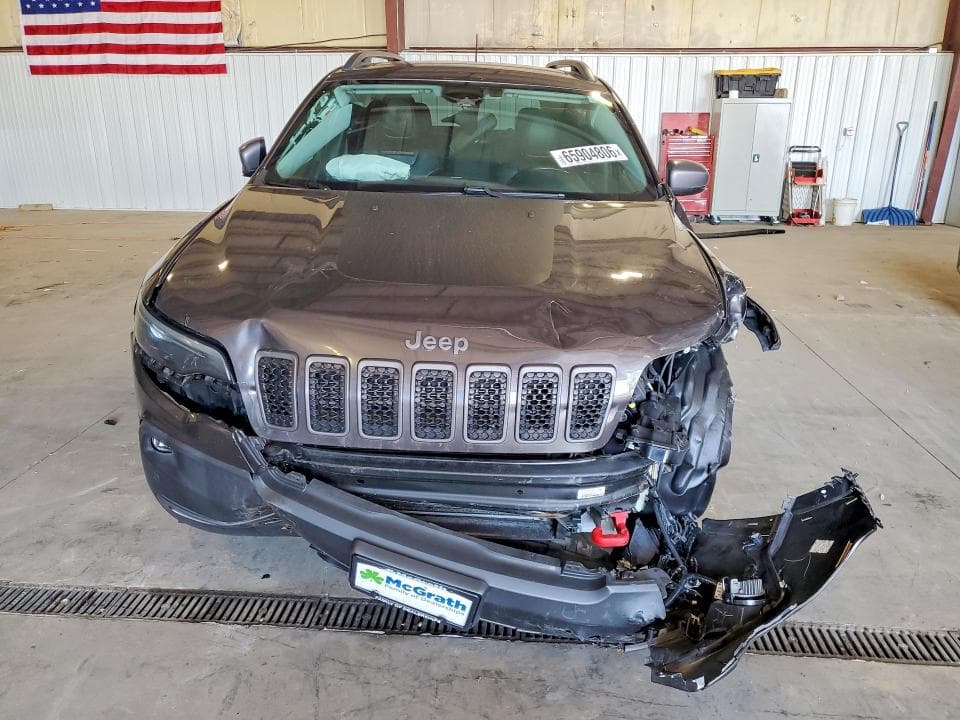 2021 JEEP CHEROKEE TRAILHAWK 5