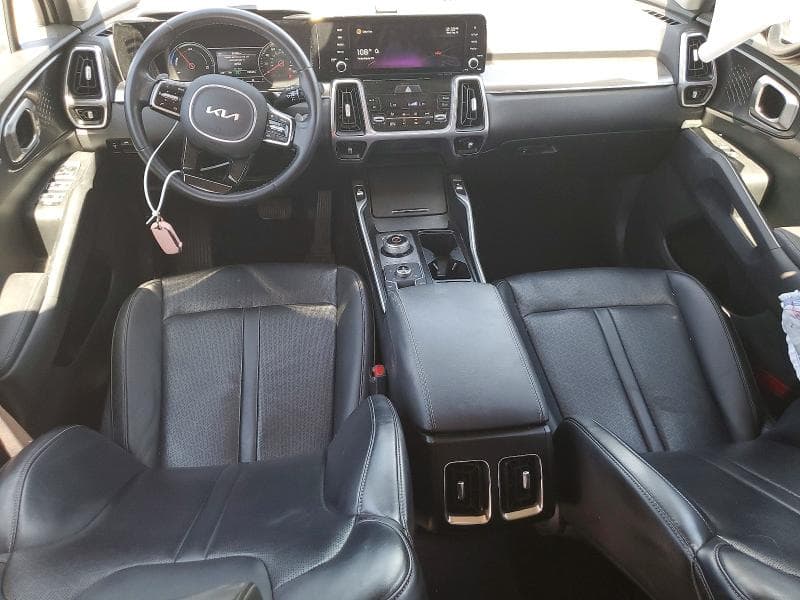 2022 KIA SORENTO S 8