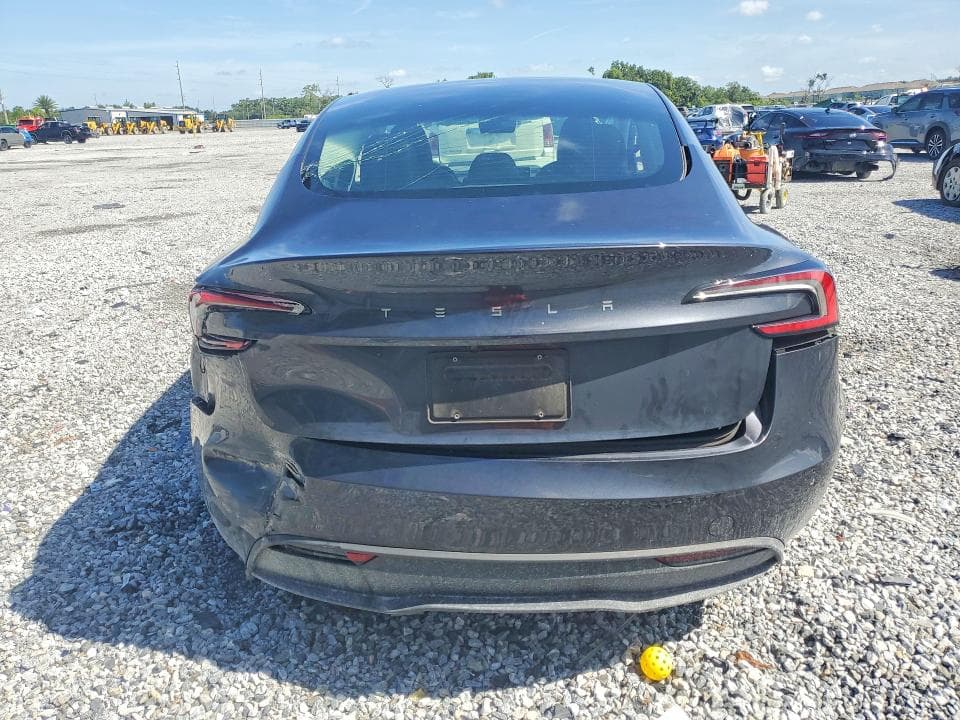 2025 TESLA MODEL 3 6