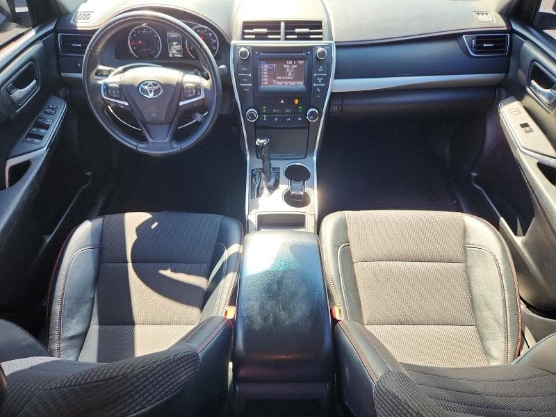 2017 TOYOTA CAMRY SE 8