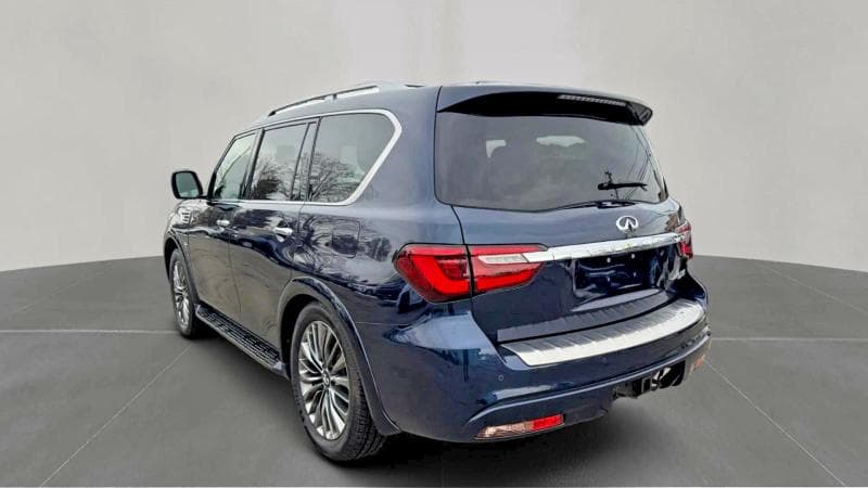 2019 INFINITI QX80 LUXE 3