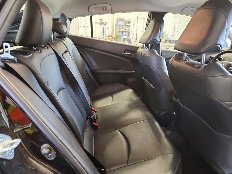 2020 TOYOTA PRIUS XLE AWD-E 10