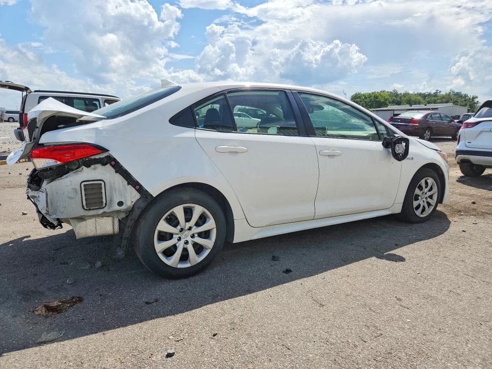 2021 TOYOTA COROLLA LE 3
