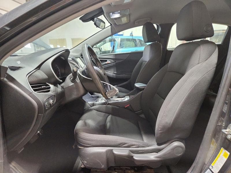 2017 CHEVROLET MALIBU LS 7