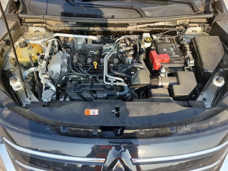 2025 MITSUBISHI OUTLANDER SE 11