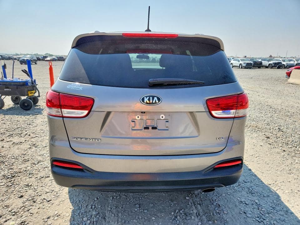 2017 KIA SORENTO LX V6 6
